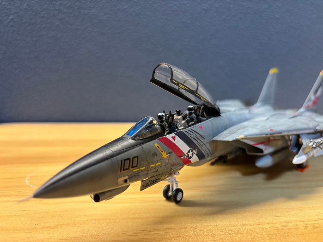 タミヤ　1/72 F-14D トムキャット　バウンティハンターズ　　戦闘機