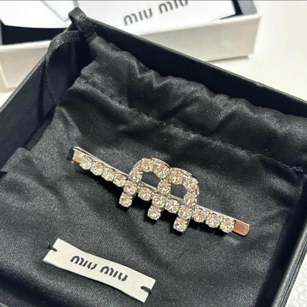 【新品未使用】miu miu クリスタルヘアピン
