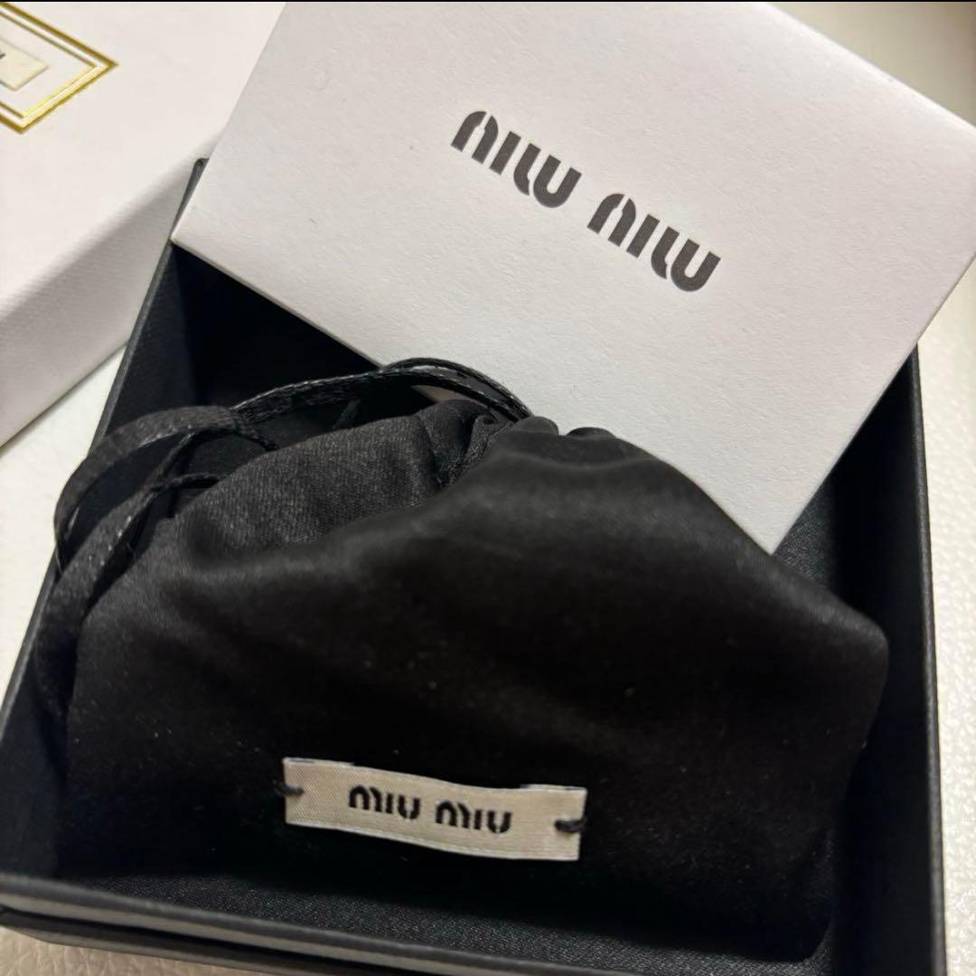 【新品未使用】miu miu クリスタルヘアピン