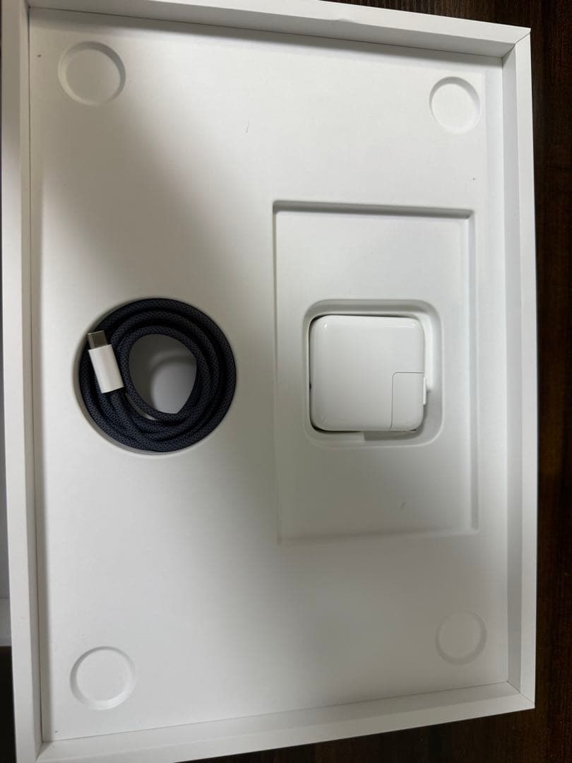 【美品】Apple MacBook ミッドナイト 本体