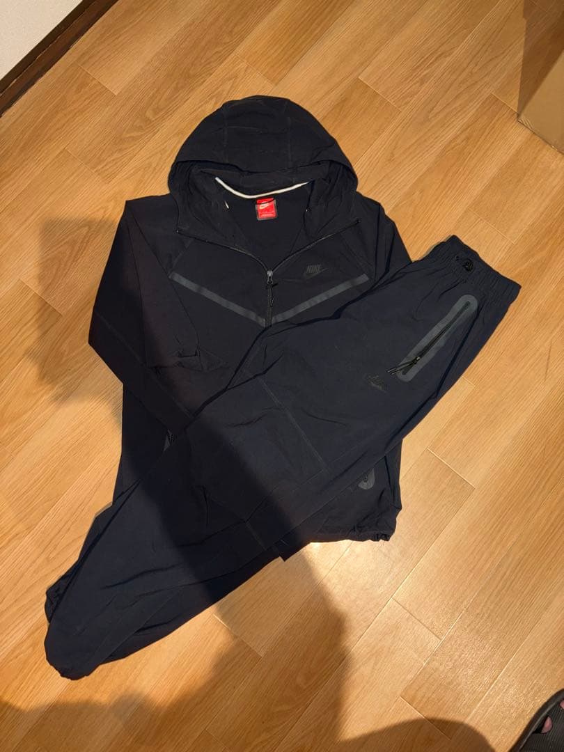 【値下げ不可】NIKE テック　セットアップ　Sサイズ