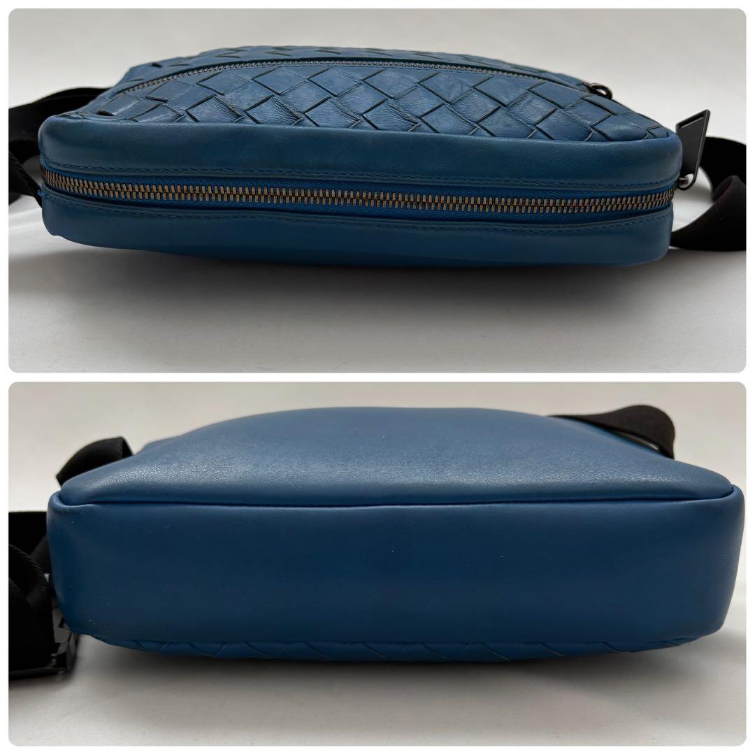 ボッテガヴェネタ イントレチャート ボディバッグ ブルー