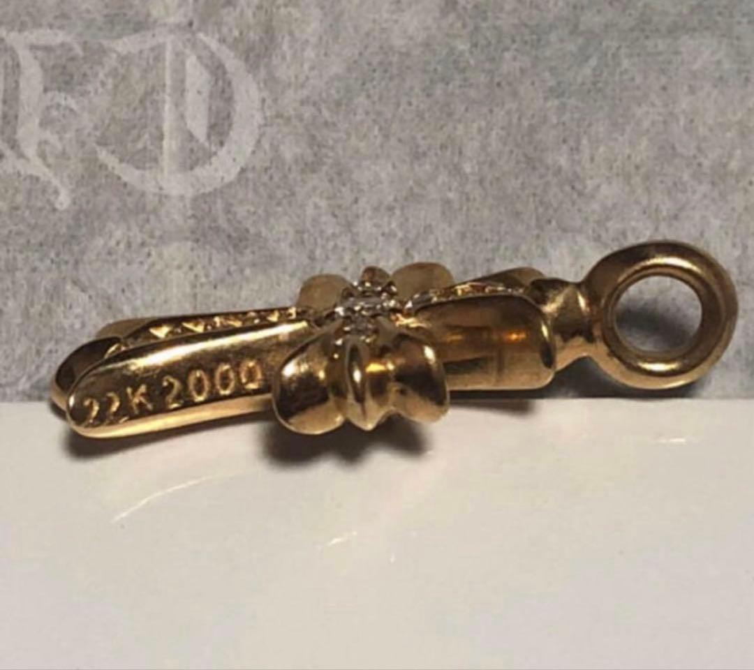 クロムハーツ22kタイニーファットクロスパヴェダイヤ