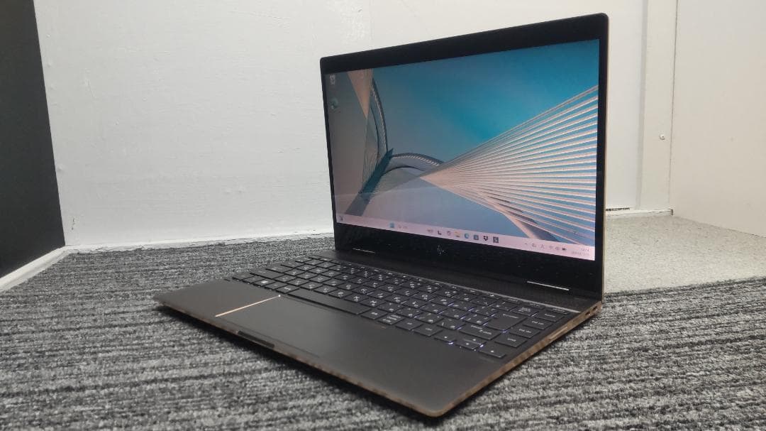 美品 HP Spectre x360 Convertible オフィス