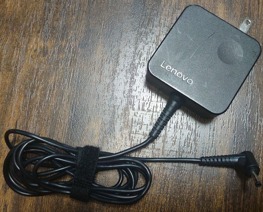 Lenovo YOGA 710-11IKB 本体