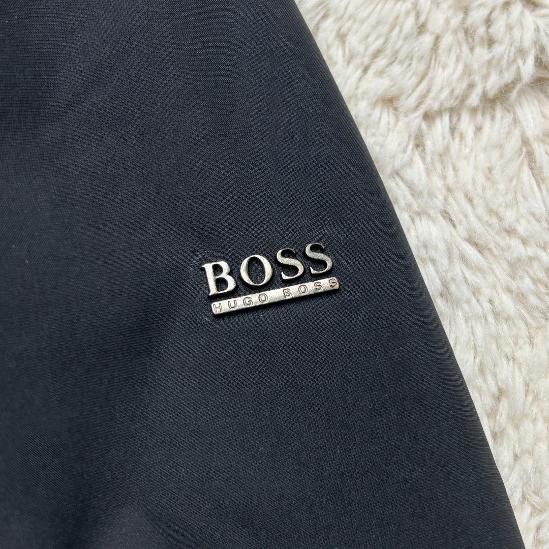 美品 ヒューゴボス ナイロンブルゾン フード キルティング BOSS 黒 短丈
