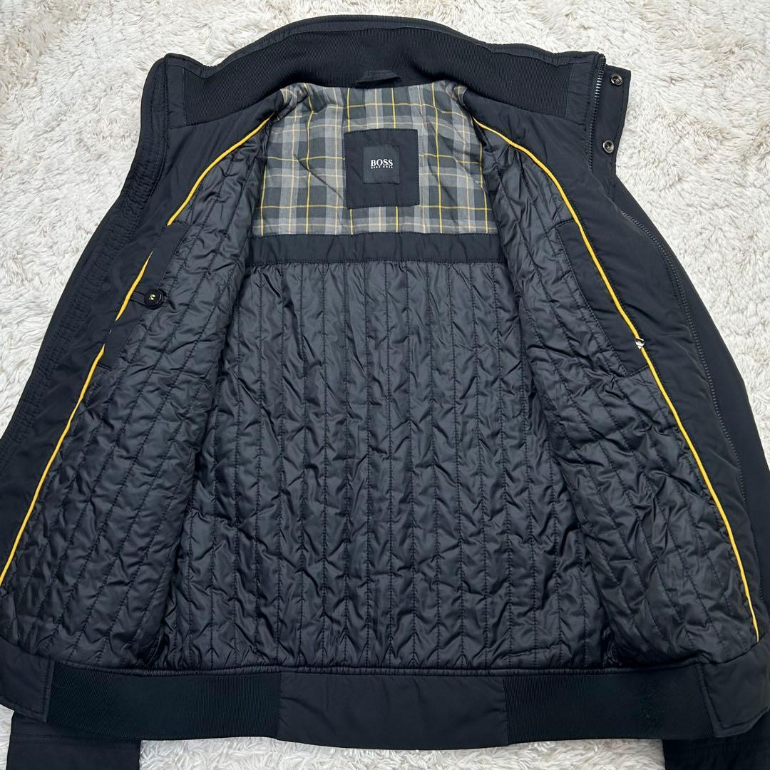 美品 ヒューゴボス ナイロンブルゾン フード キルティング BOSS 黒 短丈