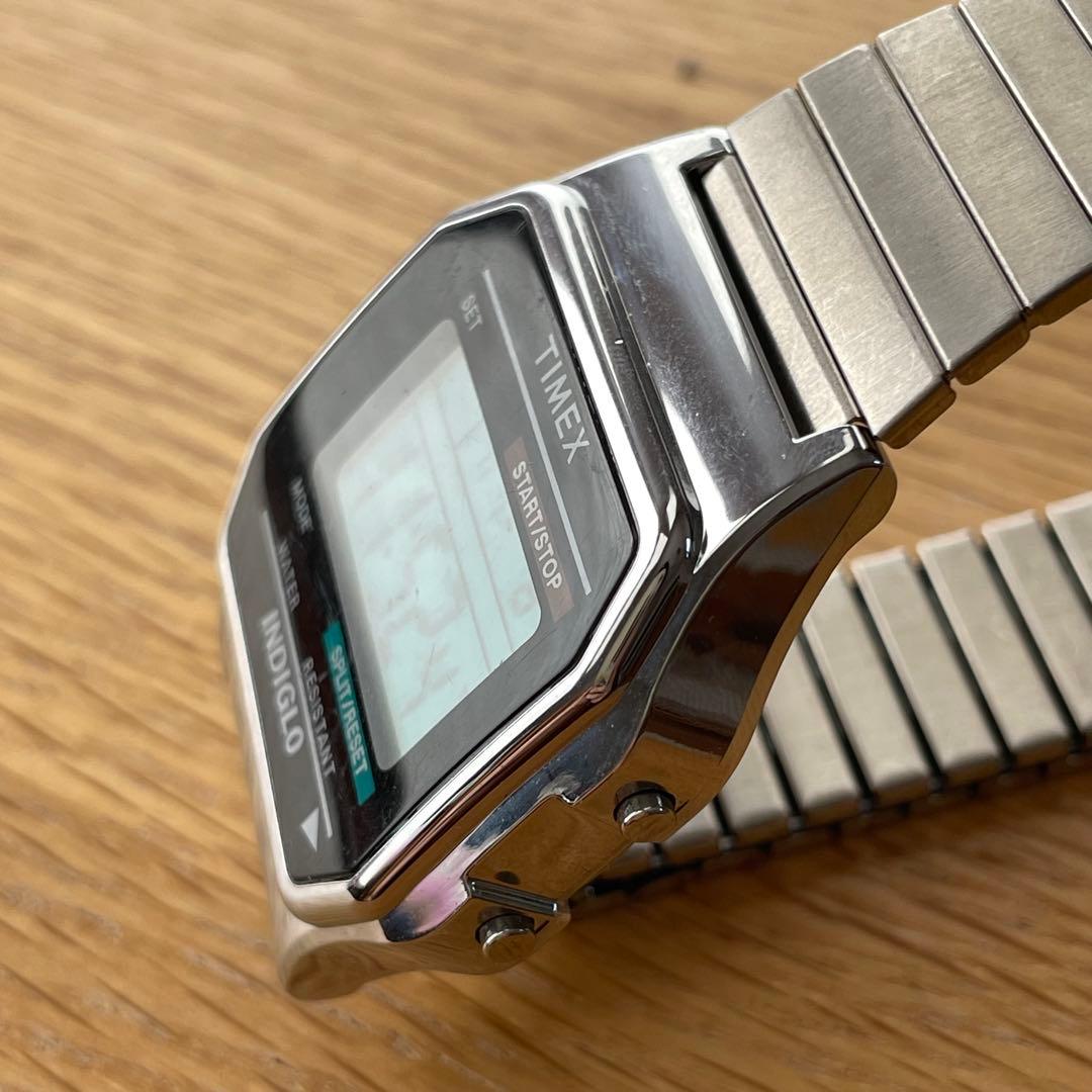 【美品】値下げ中即納 timex シルバー 腕時計 supremeベースモデル