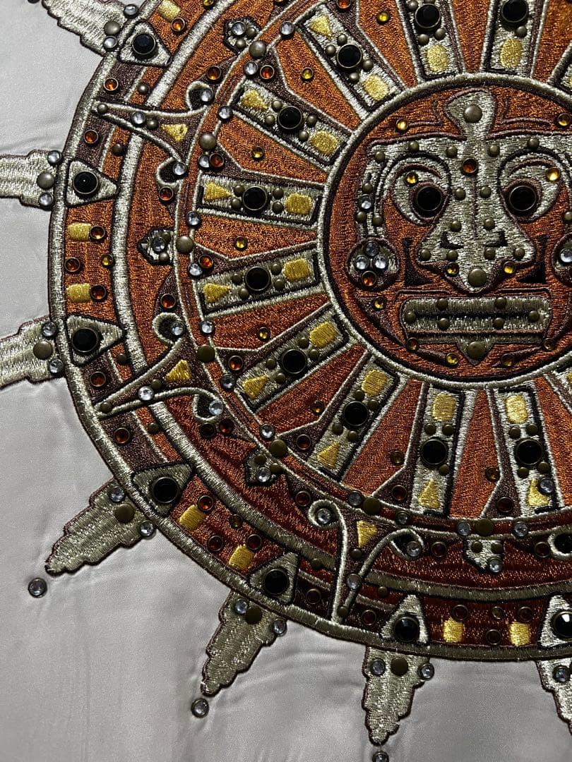 エルヴィス プレスリー公式のGraceland サンダイヤル刺繍ジャンパー