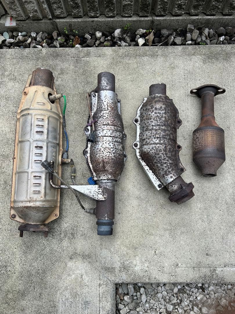 触媒 キャタライザー　4個セット