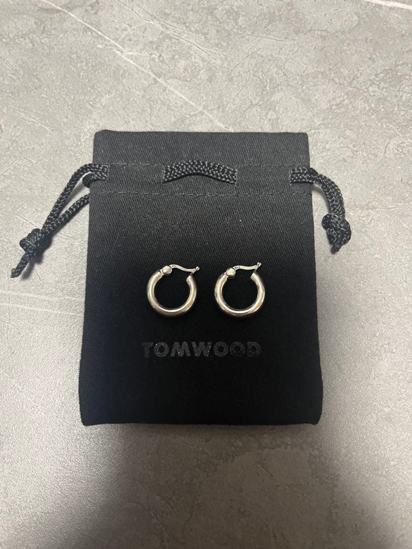 TOM WOOD トムウッド クラシック フープ ピアス S