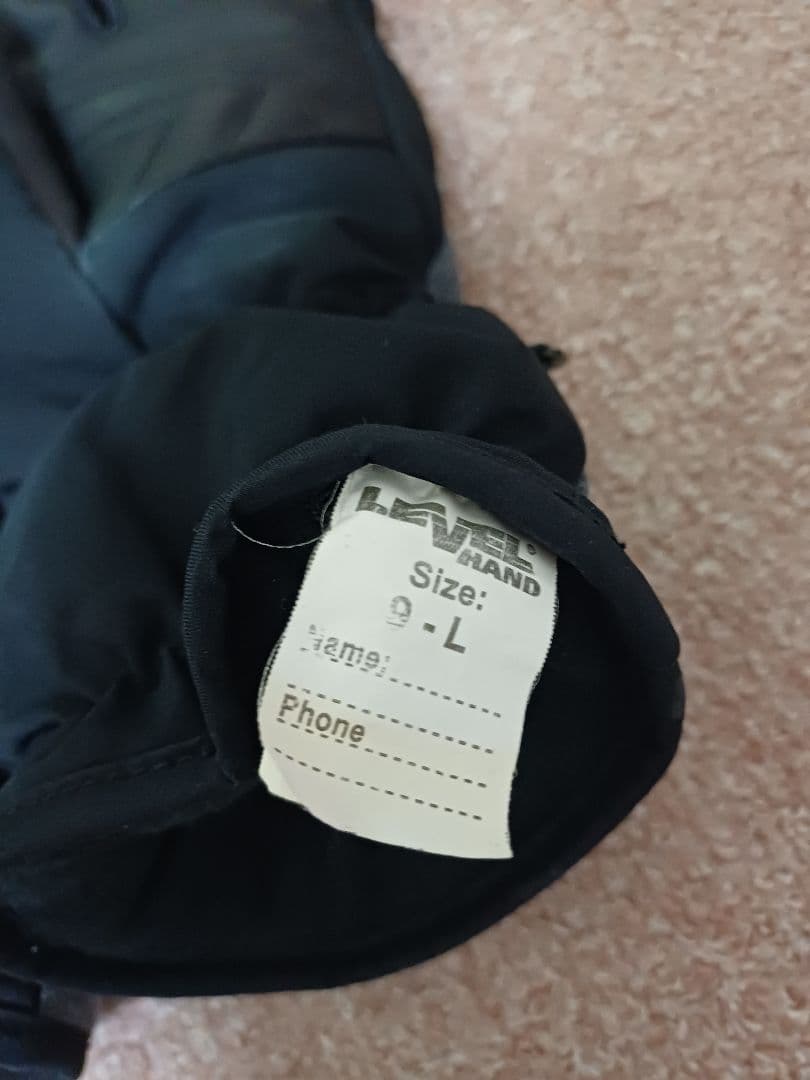 QUIKSILVER マルチカラースノーボードウェア上下・ゴーグル・グローブ