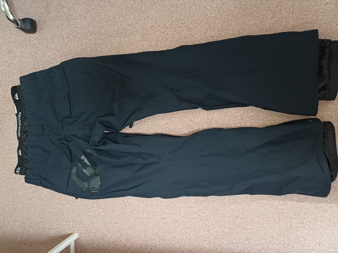 QUIKSILVER マルチカラースノーボードウェア上下・ゴーグル・グローブ