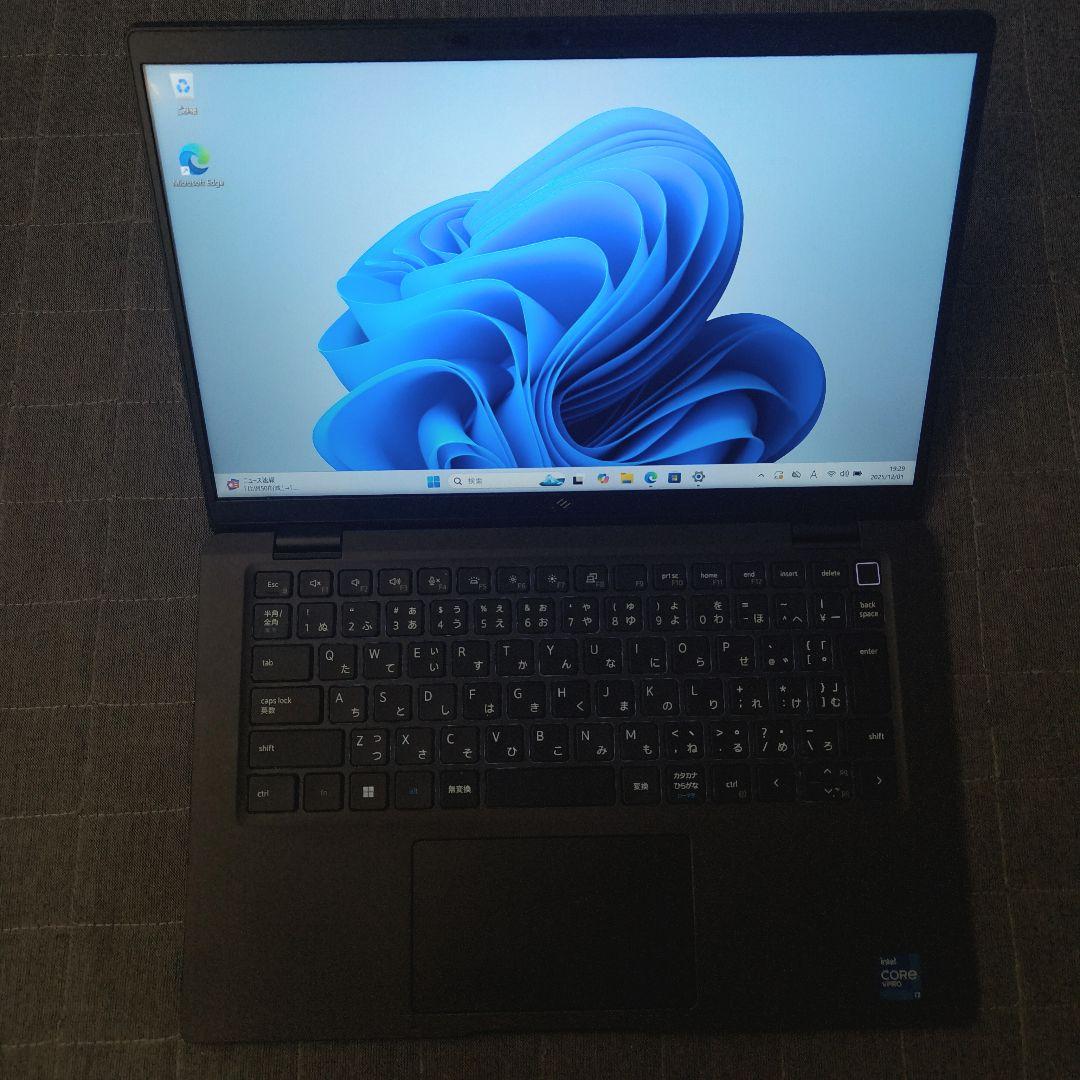 美品 DELL 爆速 11世代i7 1185g7 32GB SSD1TB 14型