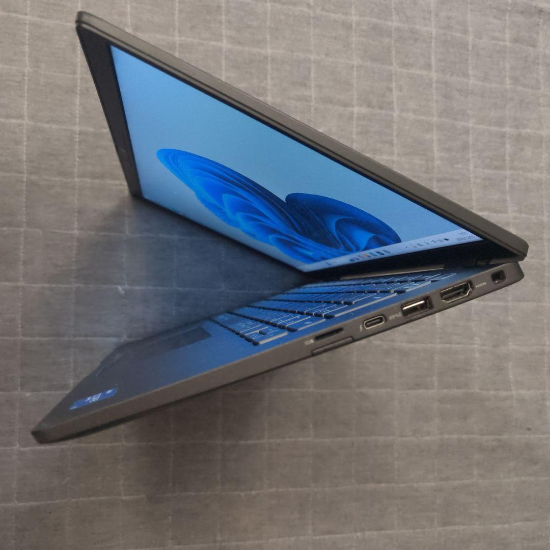 美品 DELL 爆速 11世代i7 1185g7 32GB SSD1TB 14型