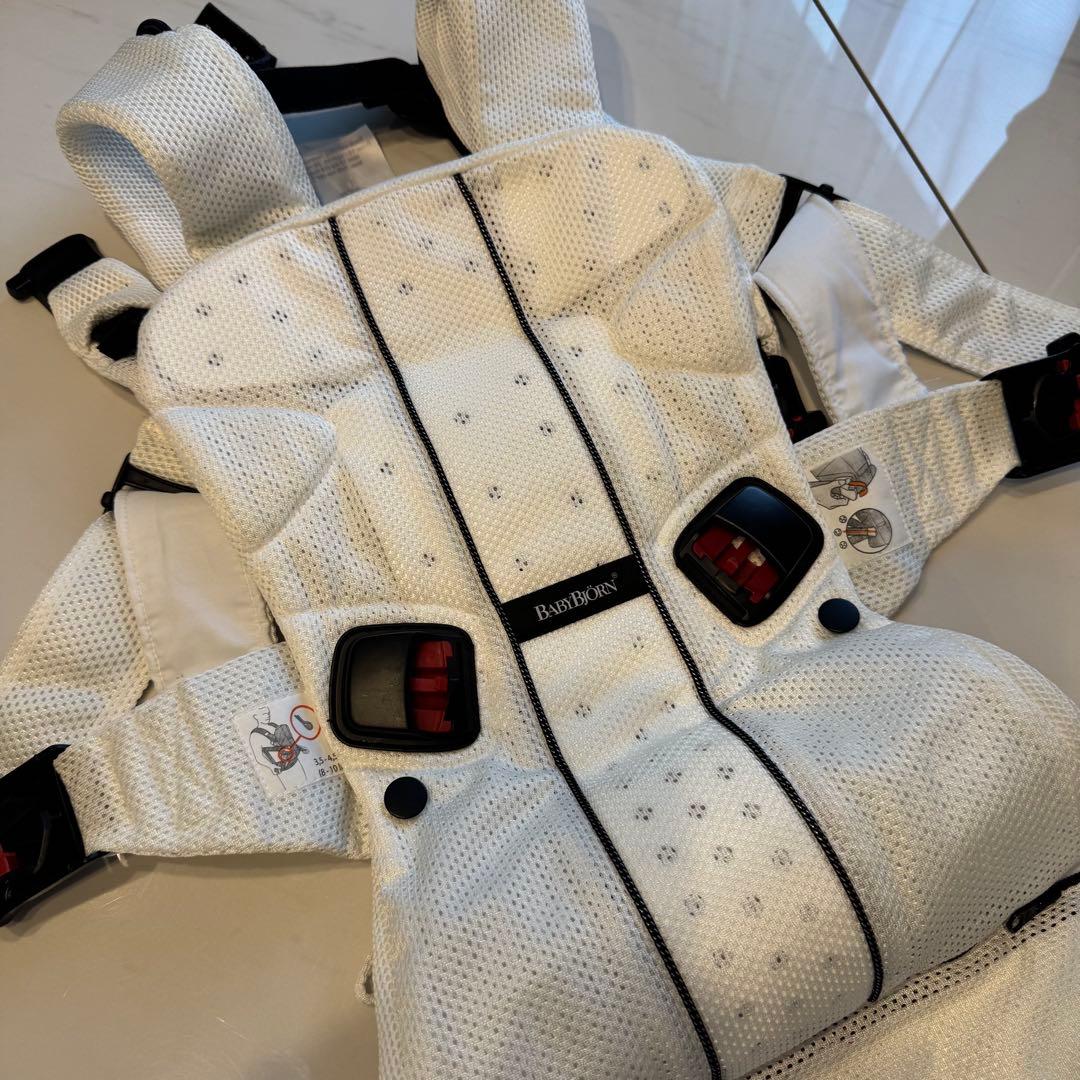 大人気BabyBjorn 抱っこ紐 ホワイト