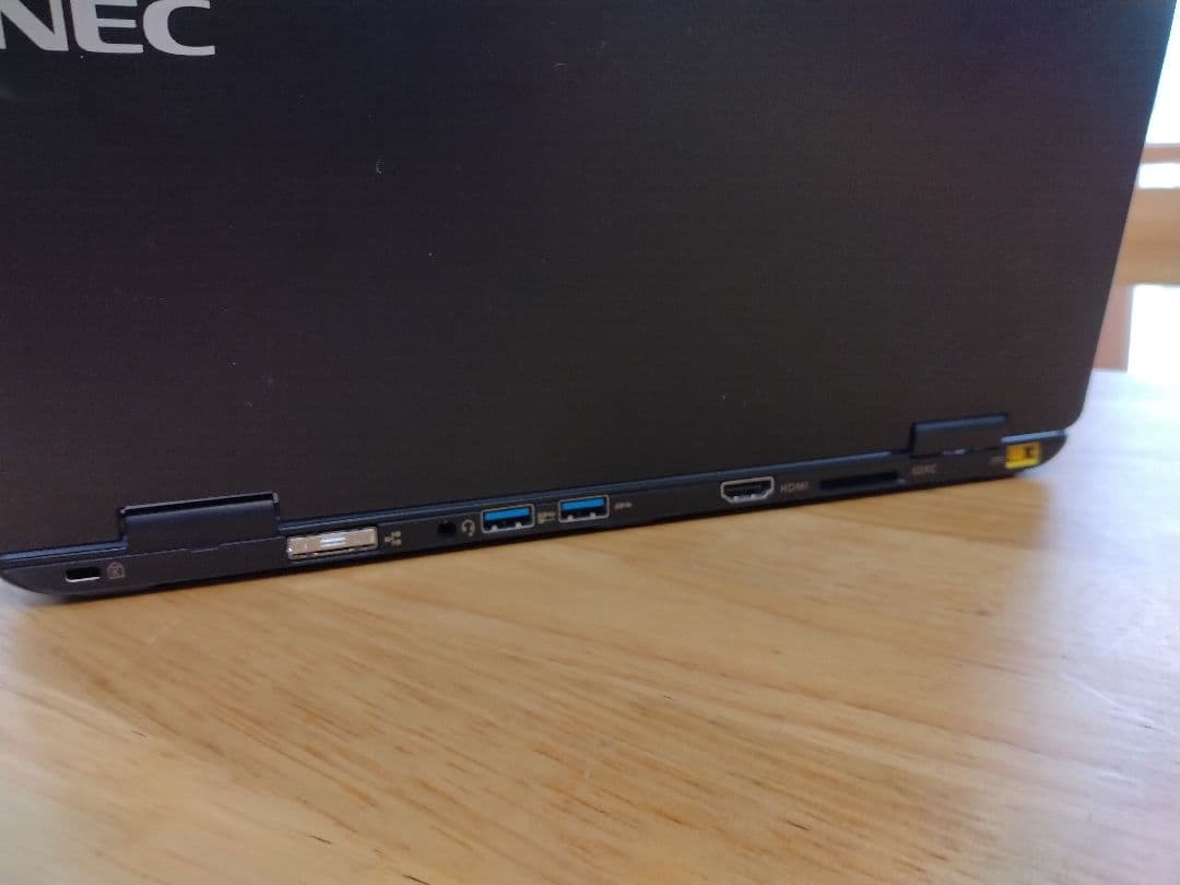 軽量薄型☆NEC VKT12/H-3 i5-7Y54 8GB SSD256