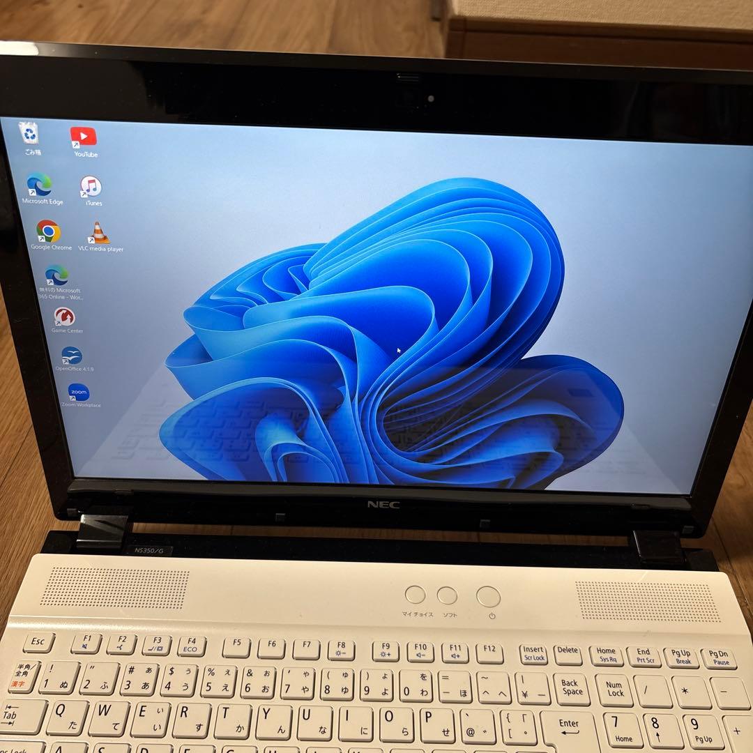 LAVIE PC-NS350GAW ノートPC