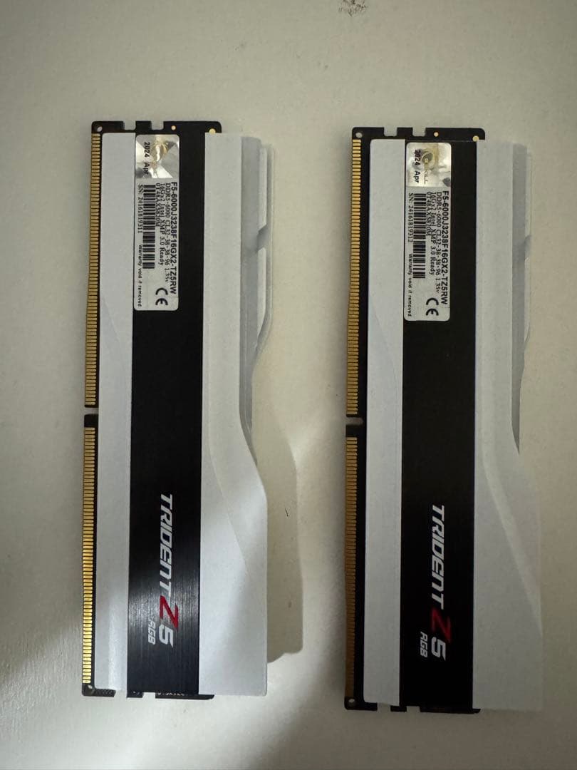 G.Skill Trident Z5 32GB DDR5 5600MHz メモリ