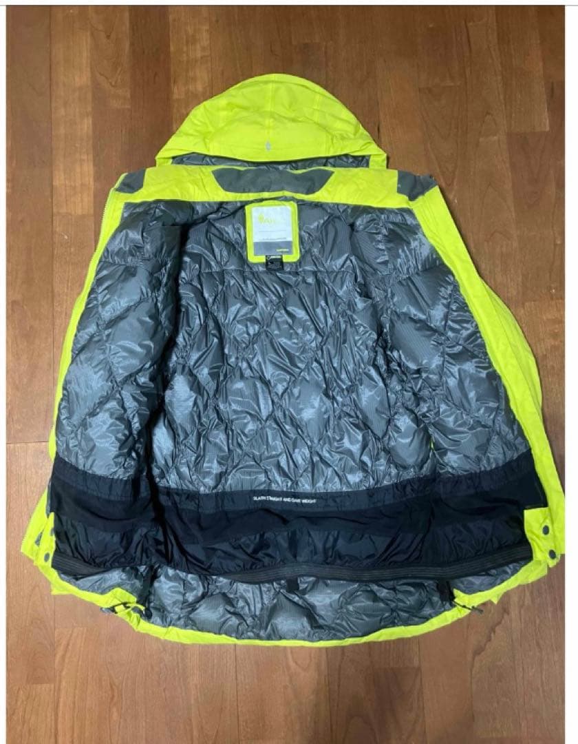 Burton ウェア　AK457