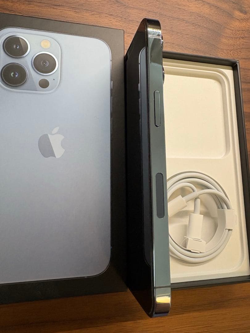 Apple iPhone 13 Pro 256GBシエラブルー 本体