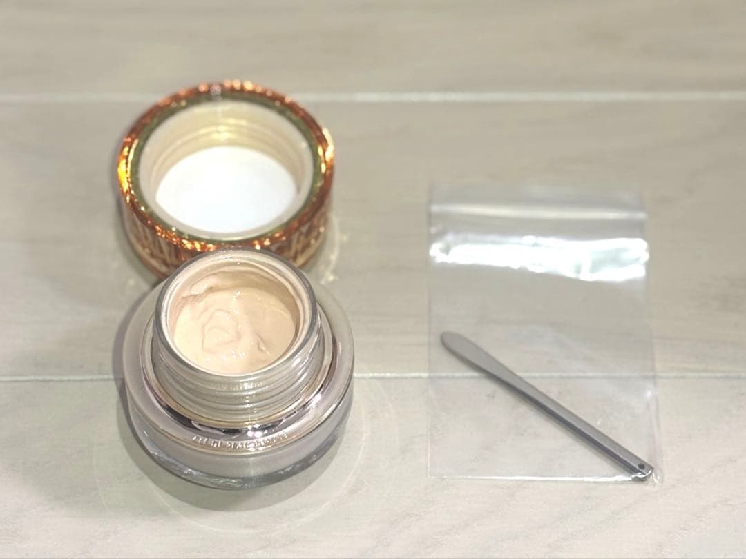 クレ・ド・ポー ボーテ　ル・フォンドゥタンｎ00