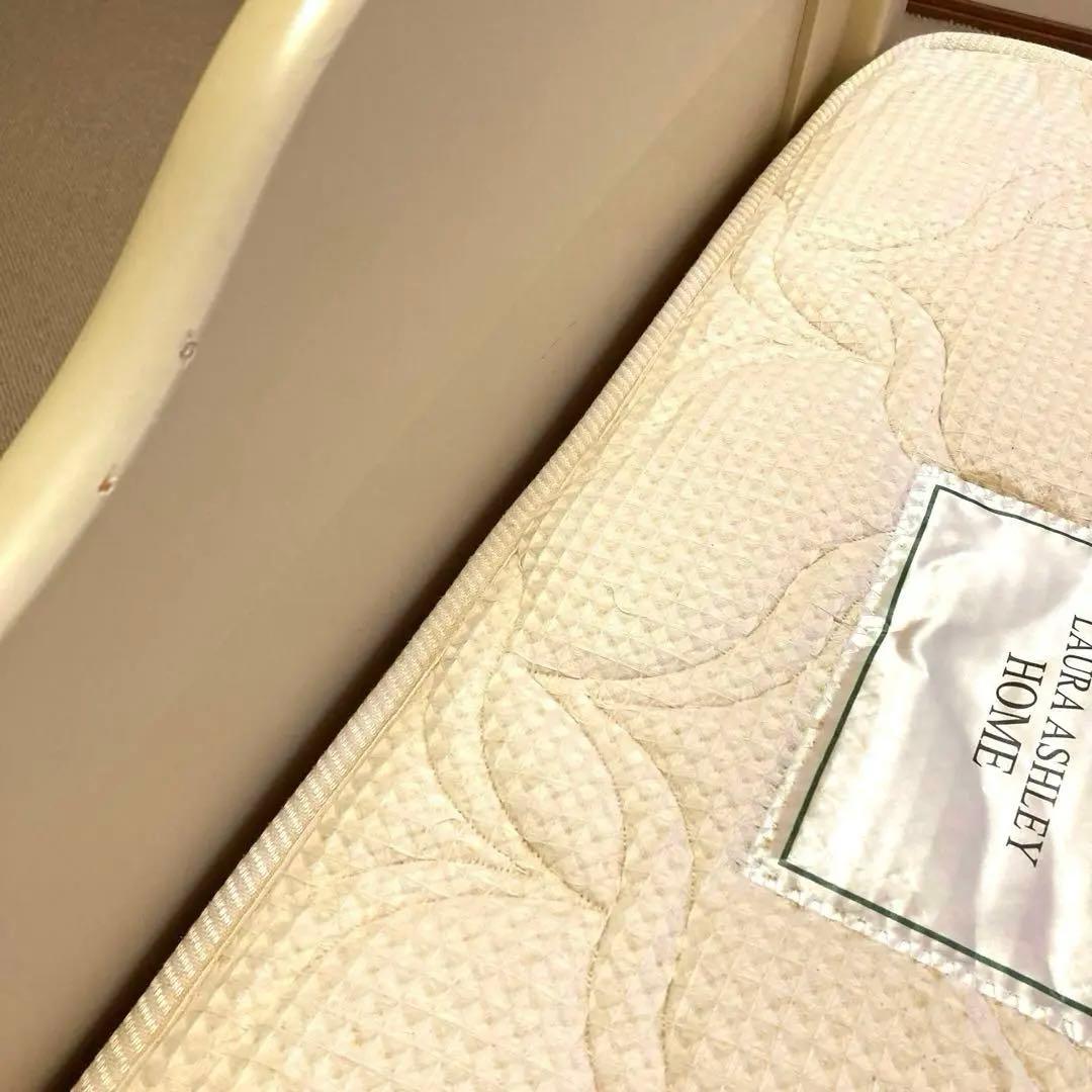 ローラアシュレイシングルベッドフレーム 姫家具