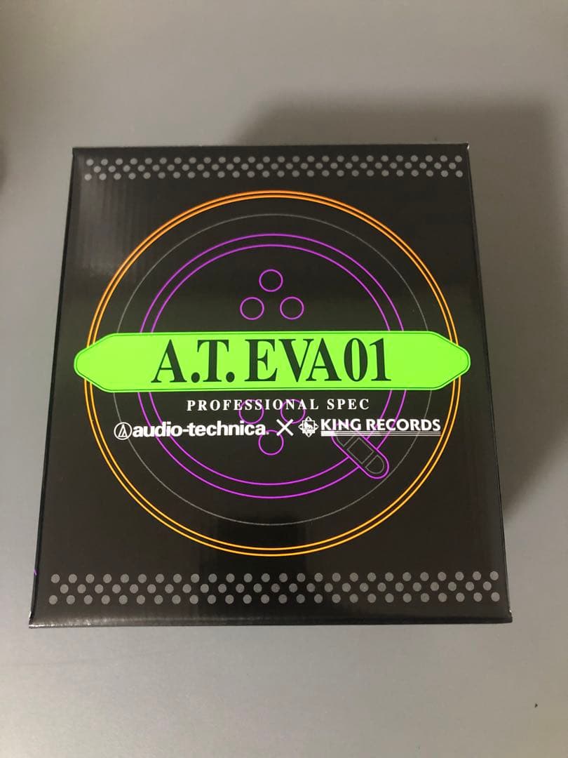 美品　ヱヴァンゲリヲン新劇場版　公開記念オリジナルヘッドフォンA.T.EVA01