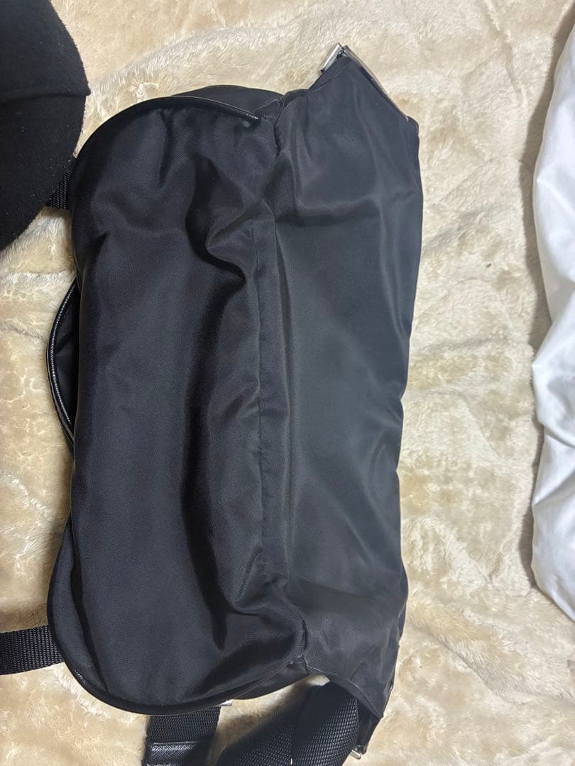 PRADA ブラック ボディバッグ 値引き本日限定