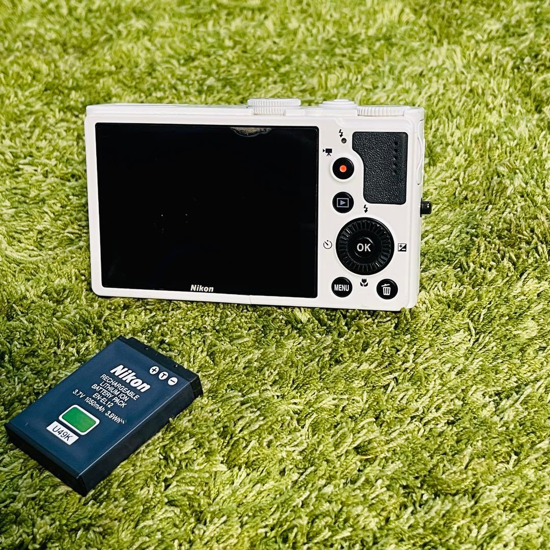 Nikon coolpix p310 デジタルカメラ ホワイト 本体ジャンク品