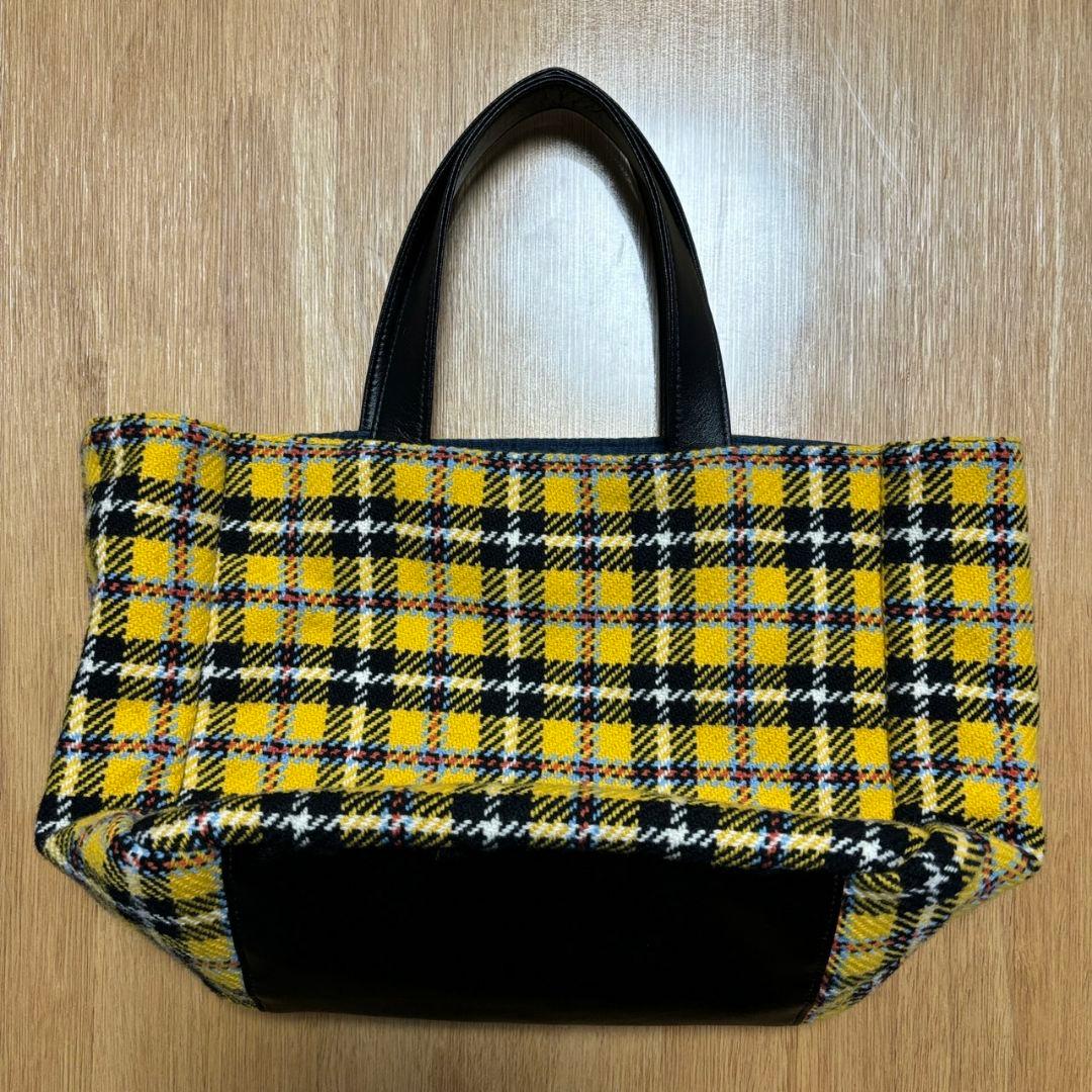 まかなみです。ファミリア トートバッグ ファミリアショー