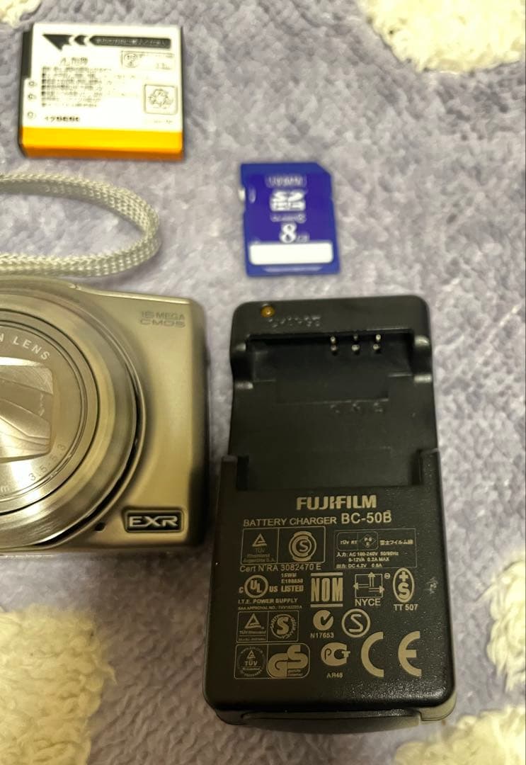 FUJIFILM FinePix F770EXR 本体