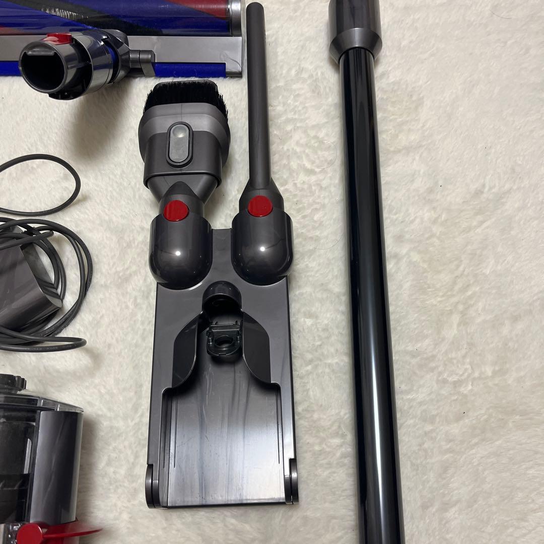 【限定価格】ダイソン　掃除機　SV18 美品