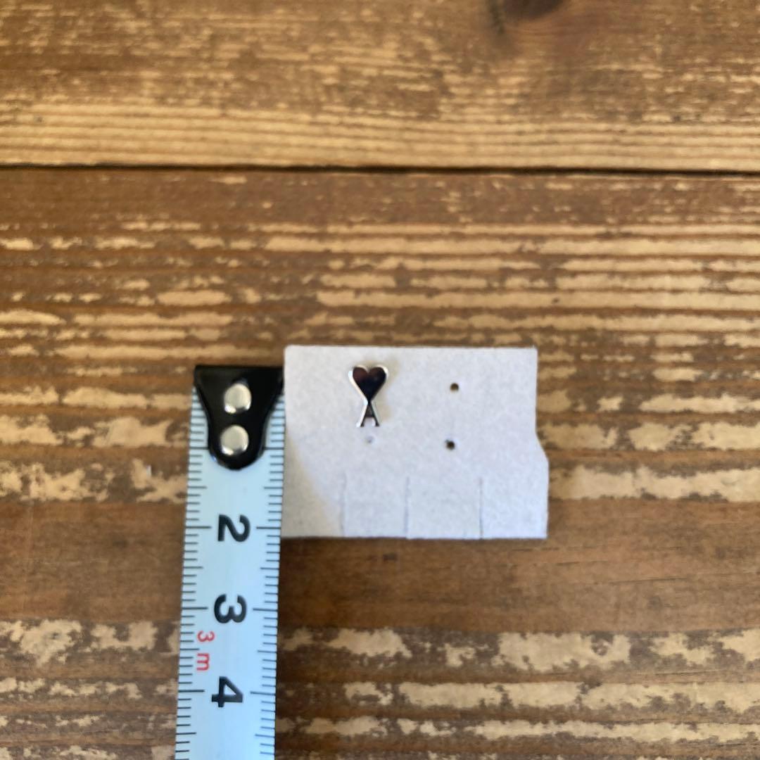 AMI PARIS アミパリス パラジウムプレーテッド ブラス ピアス