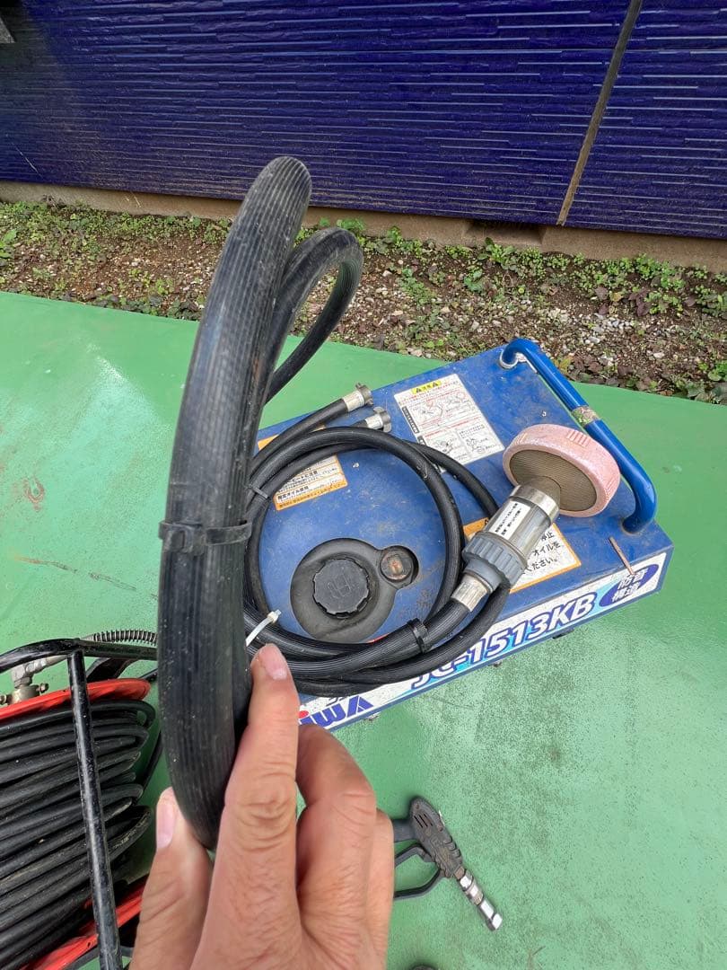 高圧洗浄機 エンジン駆動 コンパクト 青