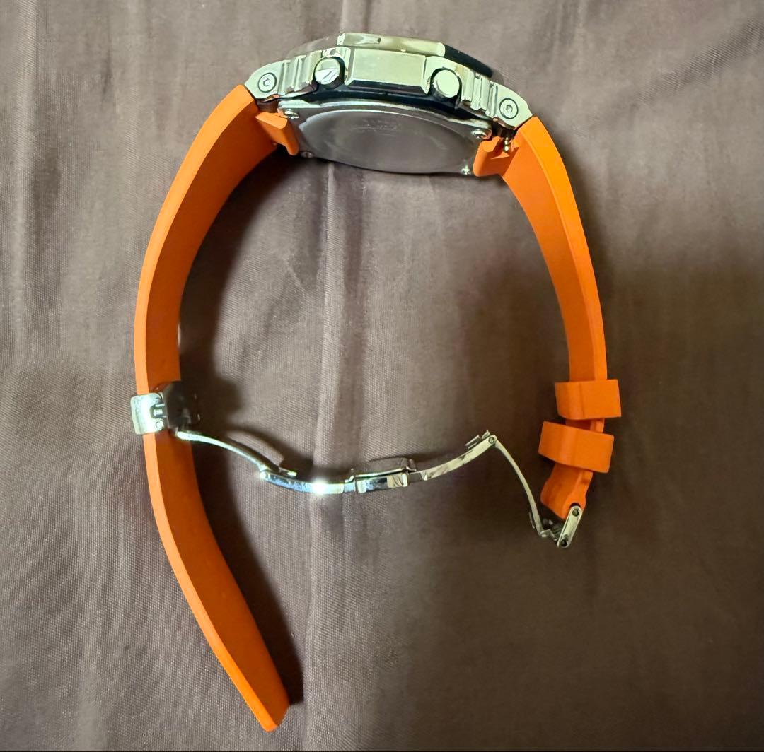 sige CASIO G-SHOCK GM-2100-1AJF