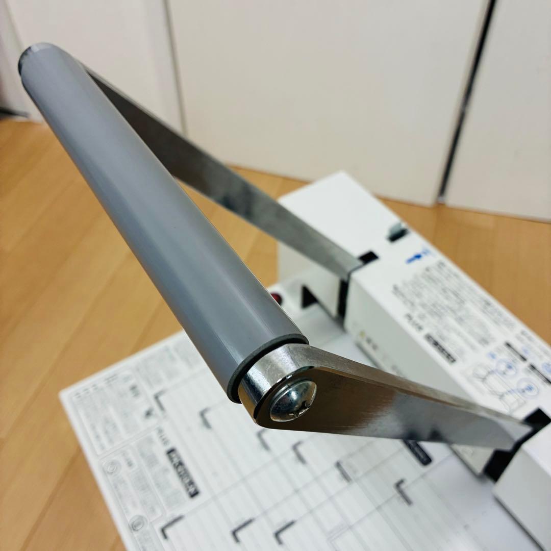 【極美品】プラス PLUS 裁断機　PK-513LN