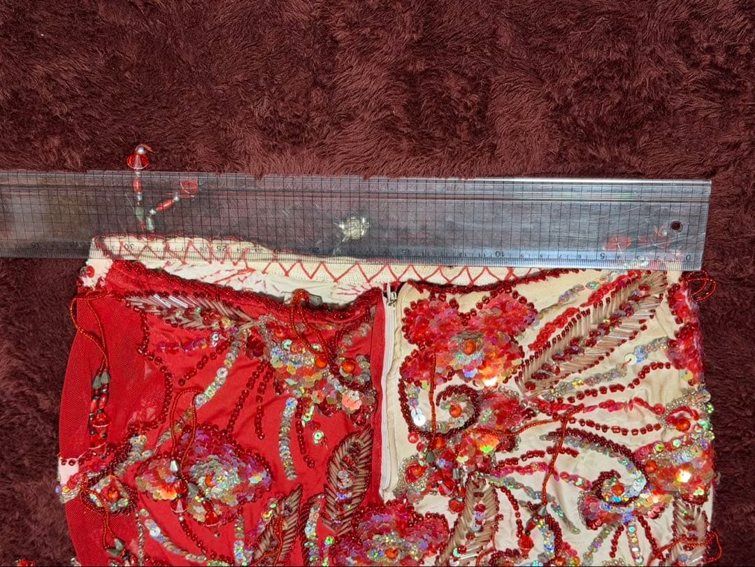 ベリーダンス セットアップ 赤とベージュ