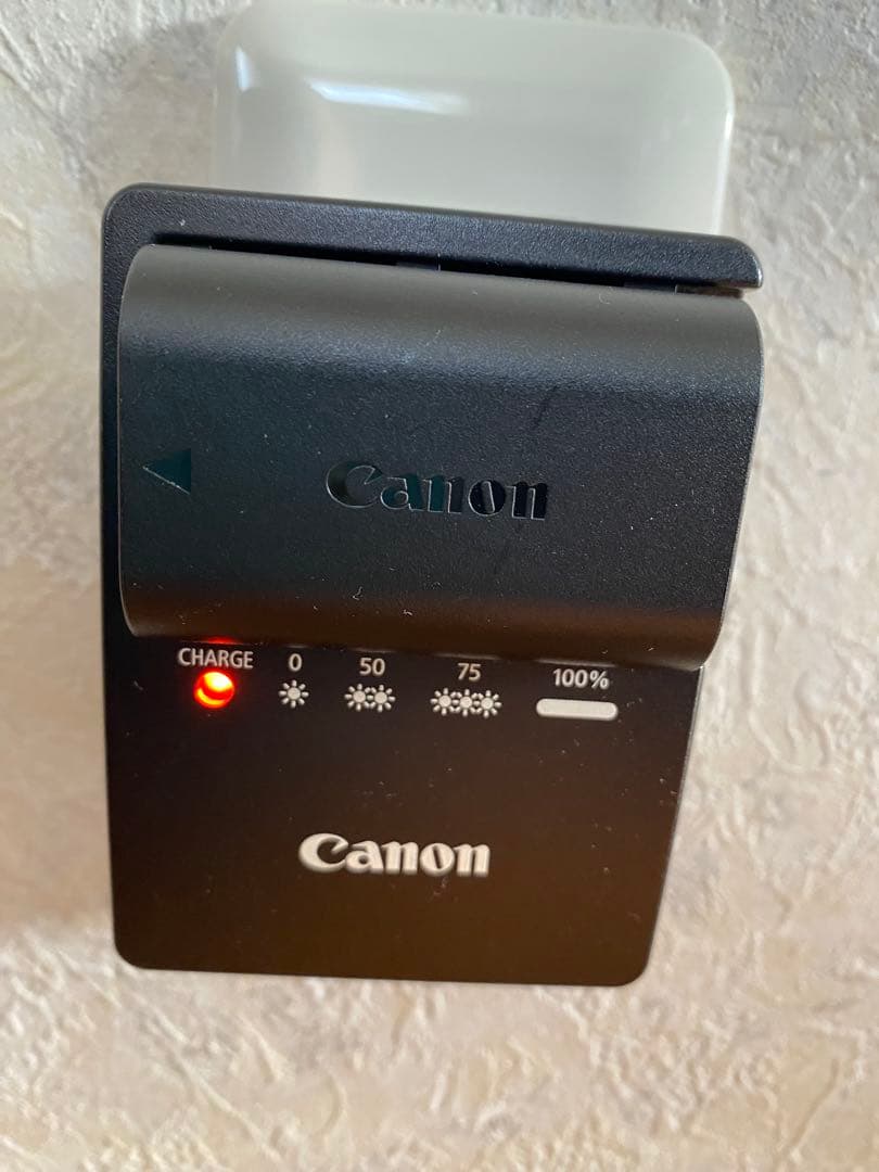 キャノン EOS 60D▪️望遠レンズ2本、標準レンズ1本　バッテリー2個付き