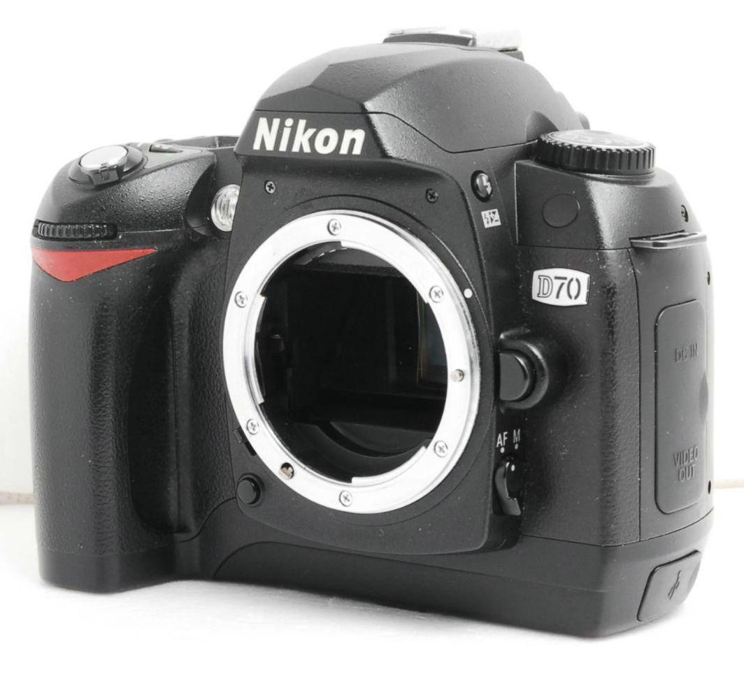 NIKON　D70　ダブルレンズ　初心者⚡️一眼レフ⚡️超望遠⚡️ニコン