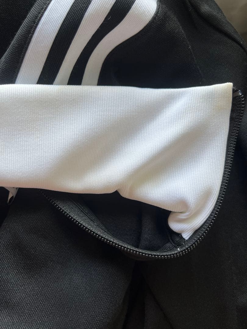 【adidas】アディカラー クラシック トラックトップ（ジャージ）