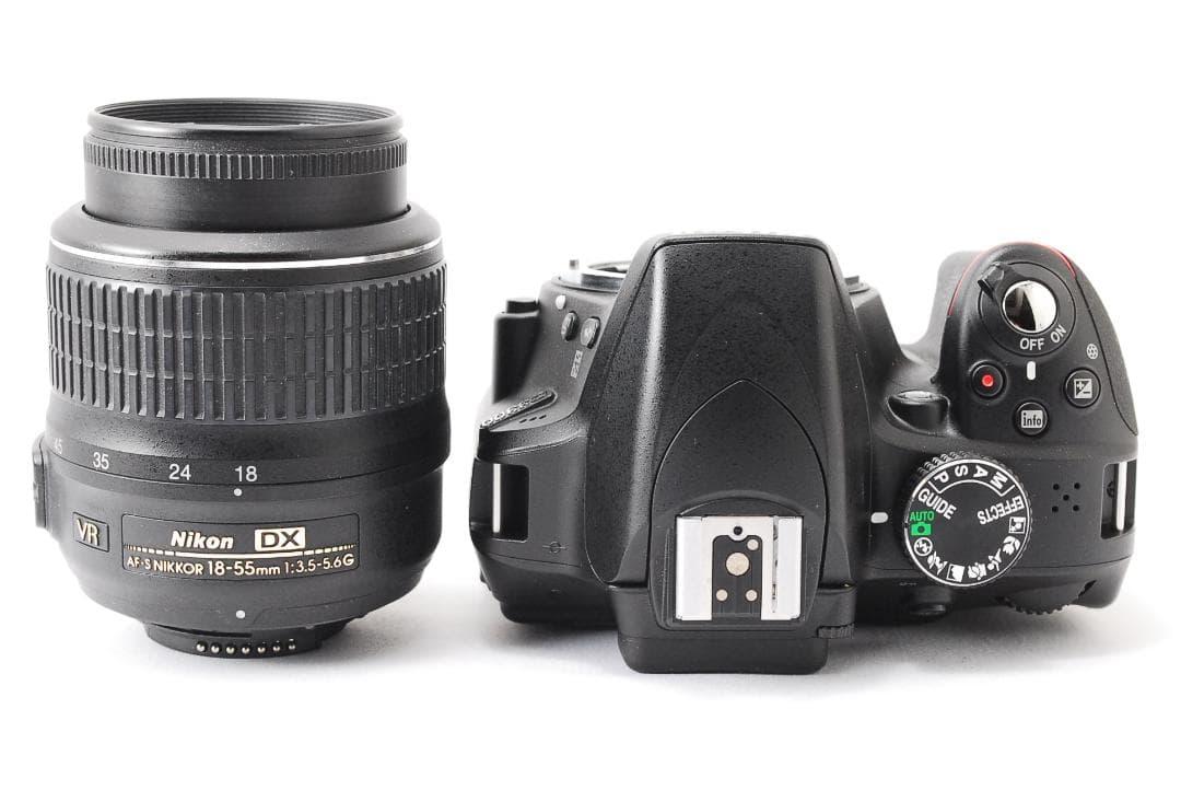 ショット数少✨美品✨Nikon D3300✨ダブルレンズ　スマホ転送　一眼レフ