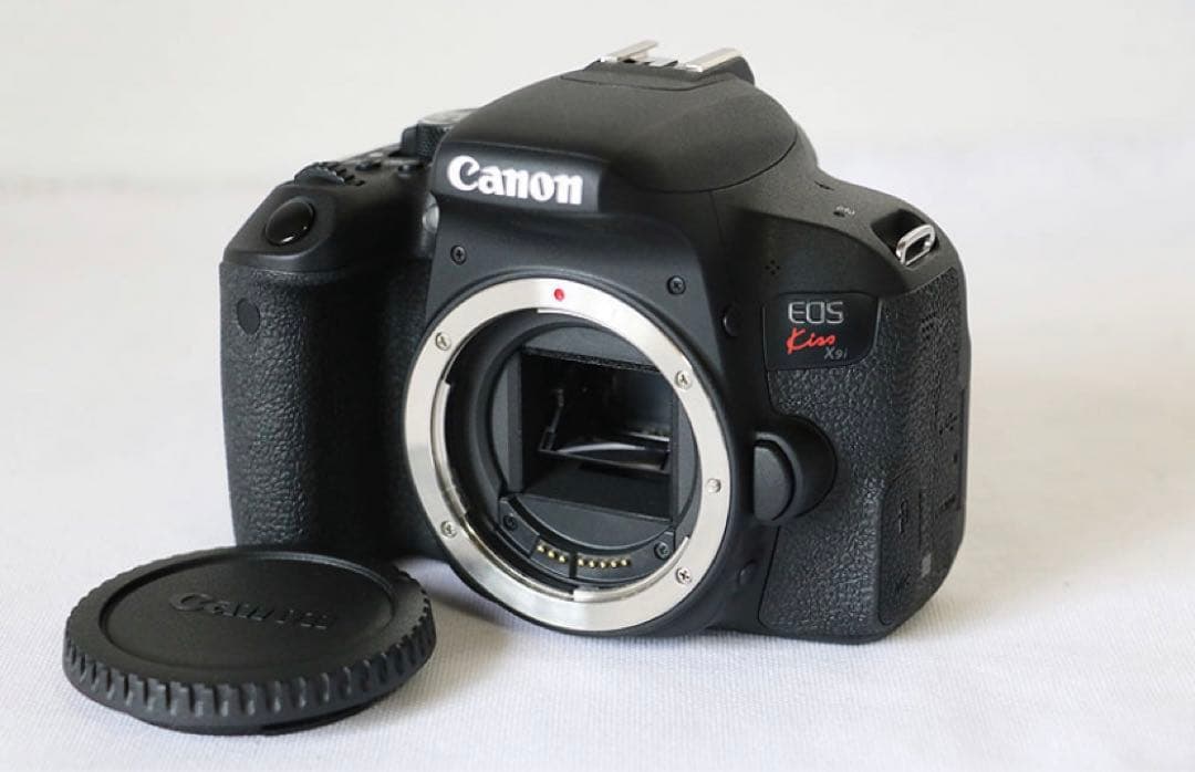 保証あり　キヤノン Canon EOS Kiss X9i ボディ 本体