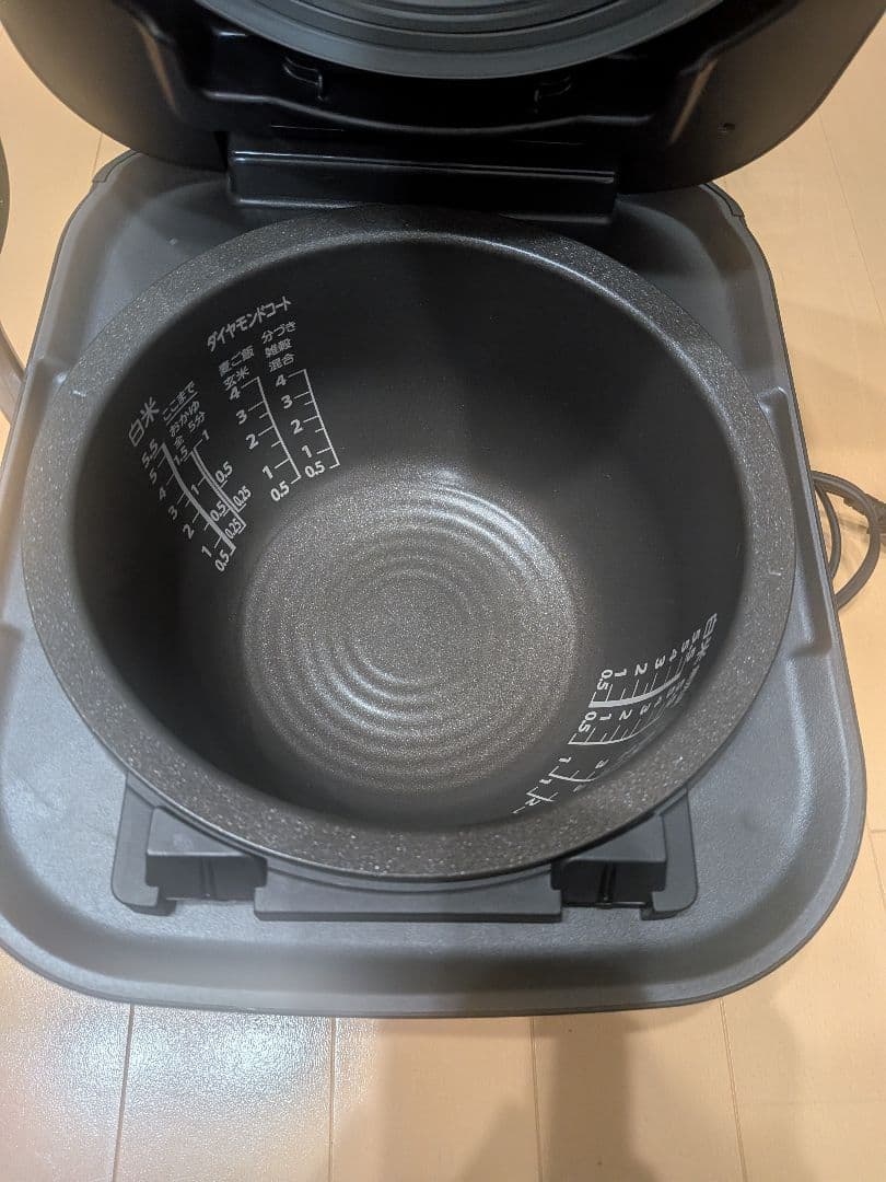 東芝 真空圧力IH炊飯器 炎匠炊き RC-10HGW(K) 5.5合炊き