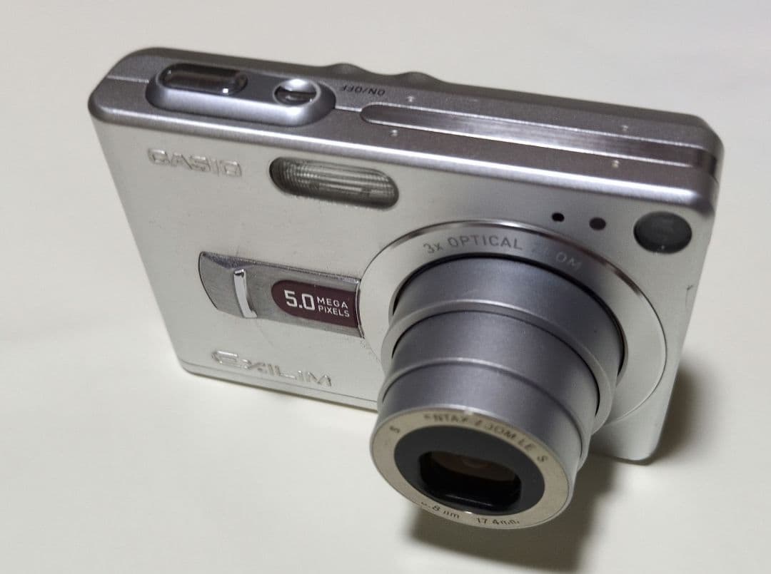 デジタルカメラ CASIO EXILIM EX-Z50