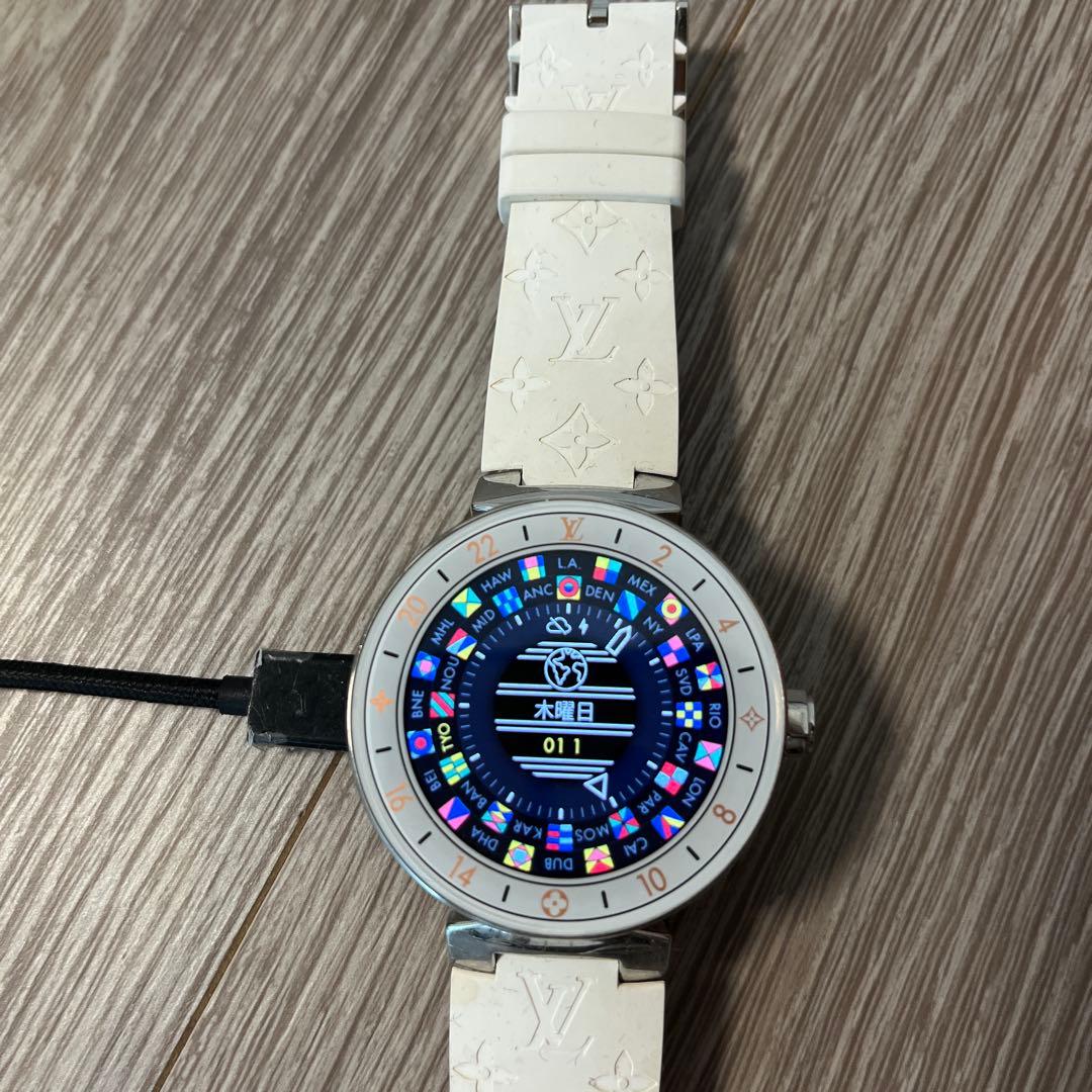 Louis Vuitton デジタル腕時計 ホワイト