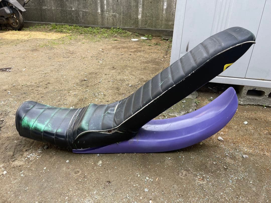 エイプ50 3段シート