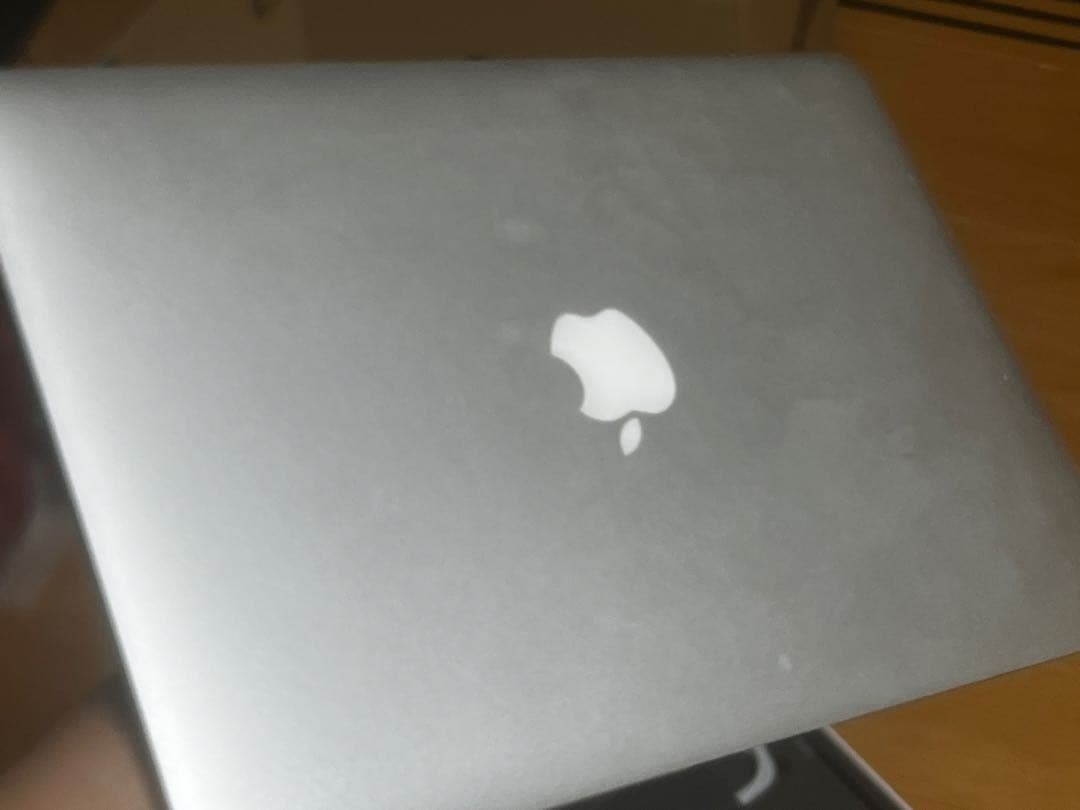 MacBook Air 13インチ 充電器付き　2017 mqd32j/a