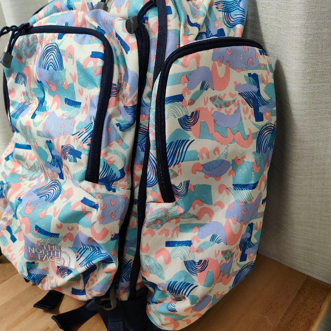 ノースフェイス サニーキャンパー 40+6 SUNNY CAMPER 総柄