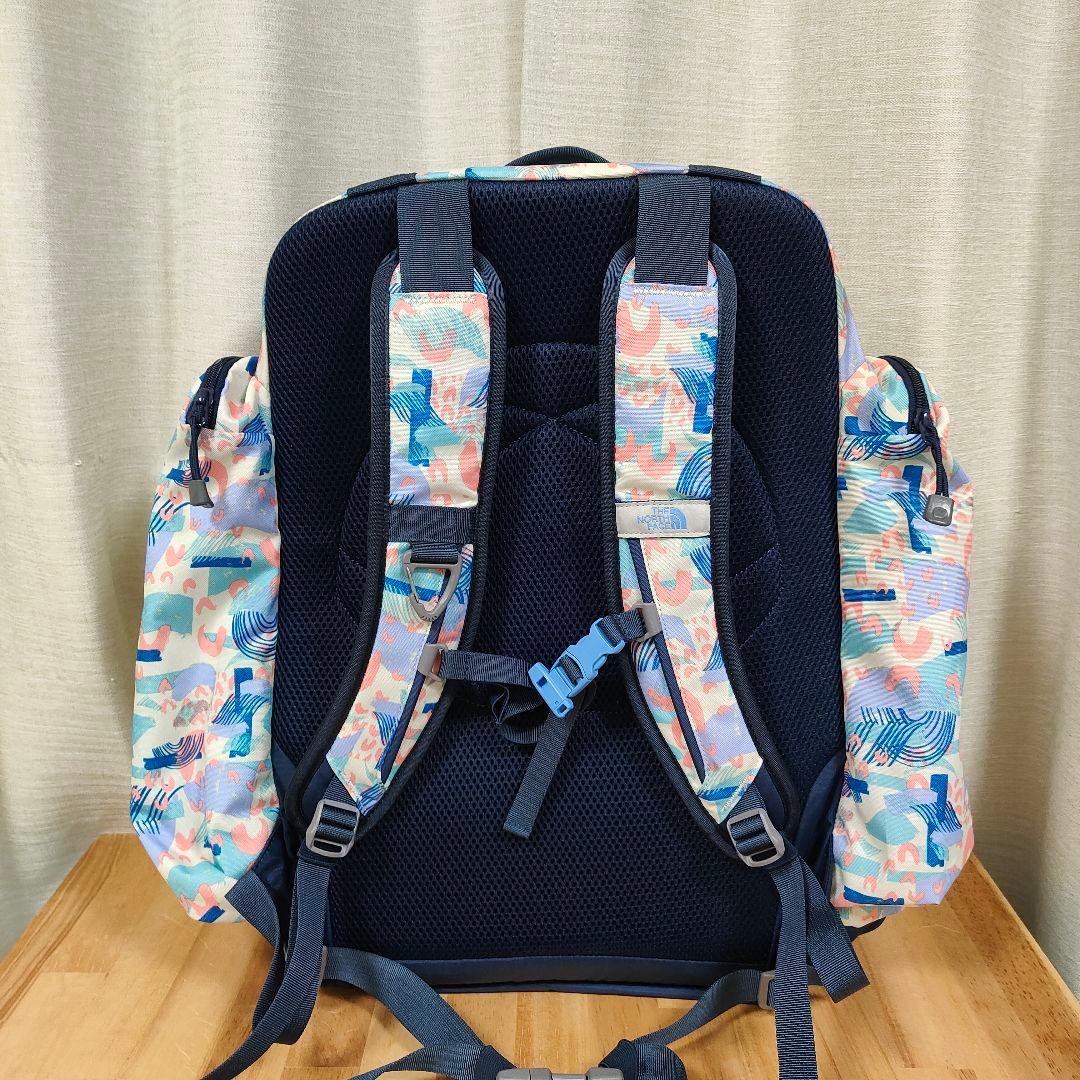 ノースフェイス サニーキャンパー 40+6 SUNNY CAMPER 総柄